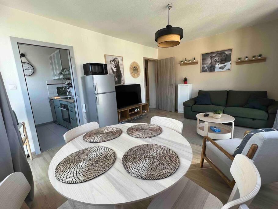 Adorable Appartement Strasbourg Neudorf Parking Sous Sol Exterior foto
